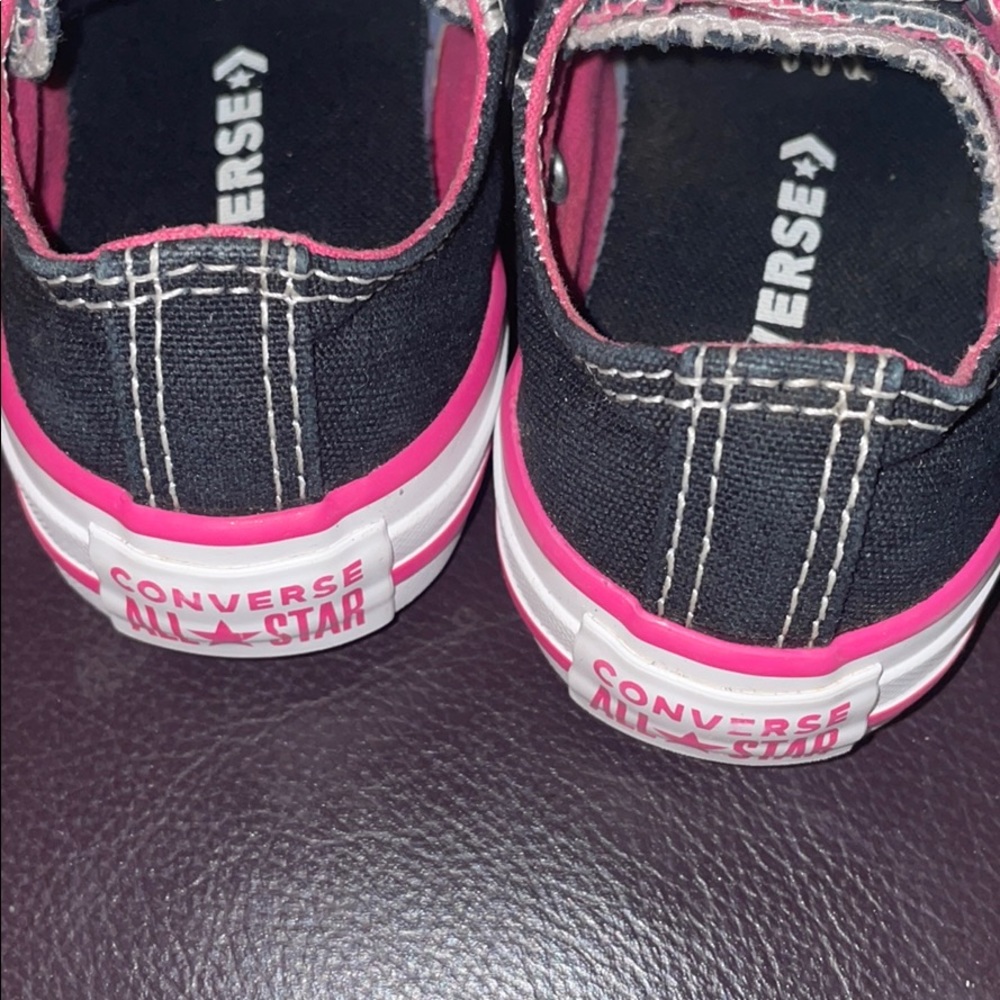 Converse - Picture 3 of 6